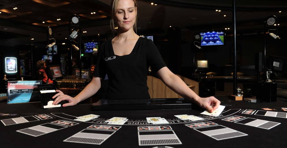 become a croupier